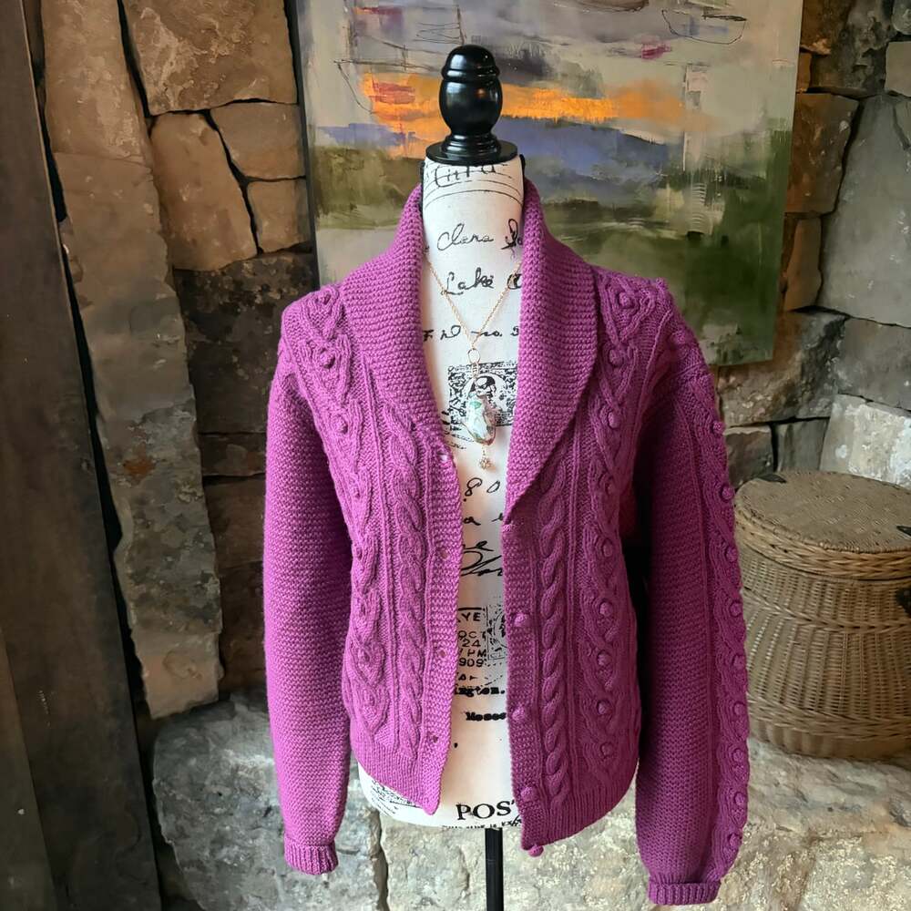 Vintage L.L.Bean 100% Wool Cable Knit Cardigan Sweater Women’s 40 Purple Hong Ko